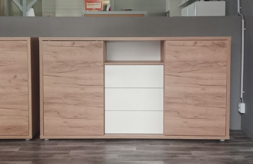 Modulo J3 Gold craft / fehér tolóajtós polcos , fiókos komód, fiókjai push-open nyitásúak