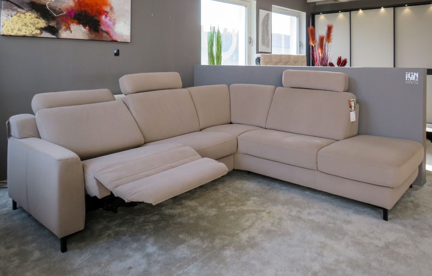 Sofastyle sarokgarnitúra, 264x235 cm, Enoa Gravel Aqua Clean szövettel, 2 db relax funkcióval, tárolós ottománnal, állítható fejtámlákkal